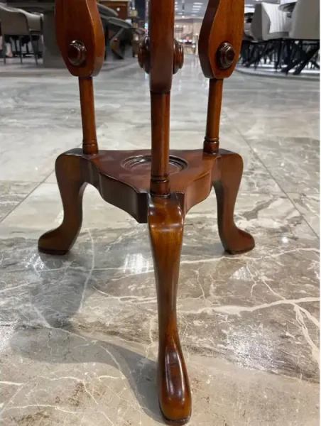 Подставка для цветов  