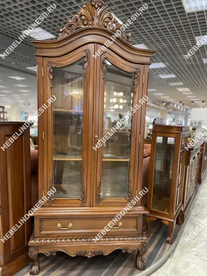Витрина Чиппендейл   
