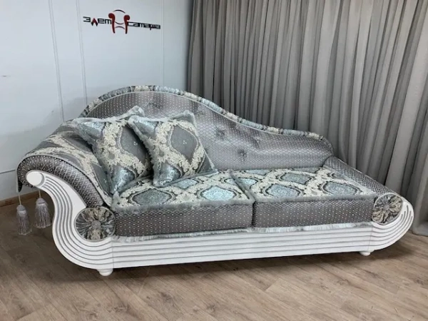 Кушетка "Рица" с декором  