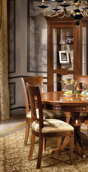 Стул "Венеция" Орех 712  купить в интернет магазине Мебель из массива. Звоните +7 495 961-63-63 Стулья из массива дерева