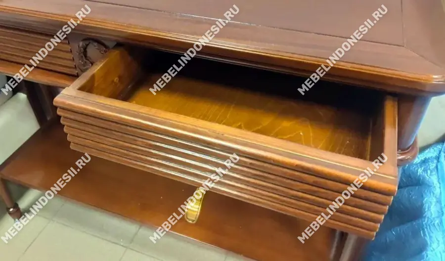 Консоль "Мария Сильва" Орех MS916  купить в интернет магазине Мебель из массива. Звоните +7 495 961-63-63 Столики консоли из массива дерева